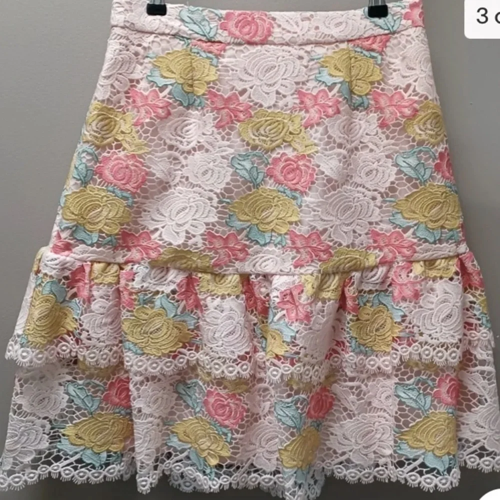 Anthropologie Gardina Lace Floral Skirt By Hutch Size Small NWT Pink Yellow blue - Picture 3 of 8